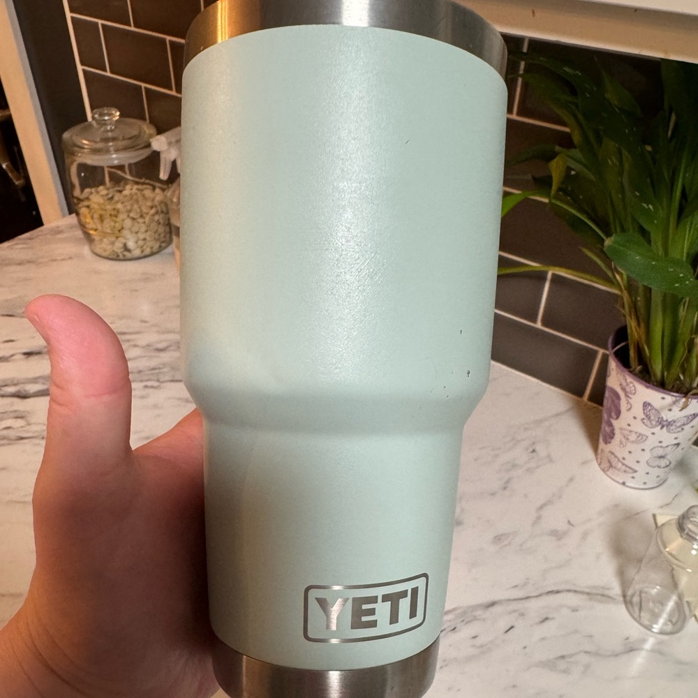 Yeti 30oz sagebrush RARE discontinued color